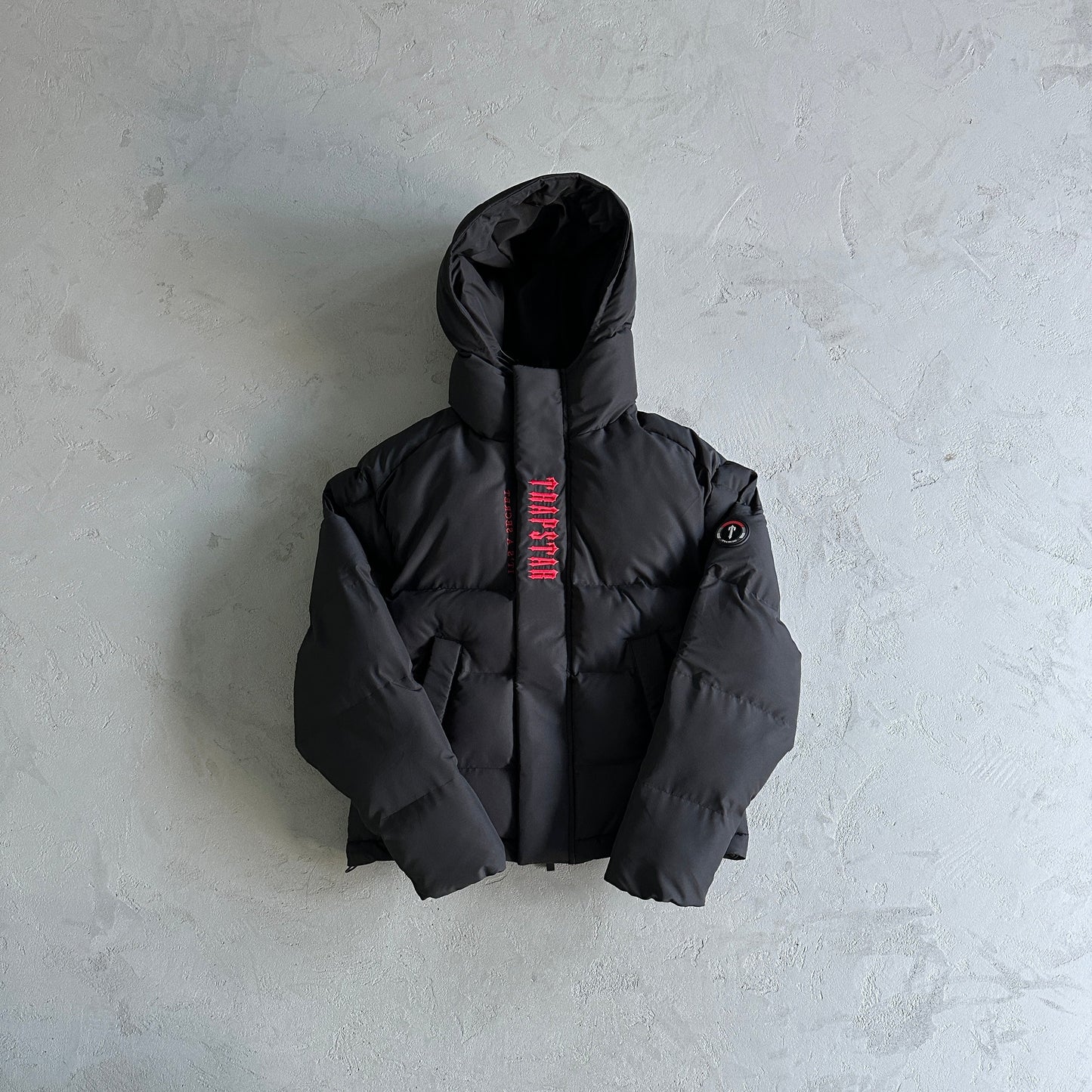 Trapstar Decoded 2022 Hooded Puffer Red